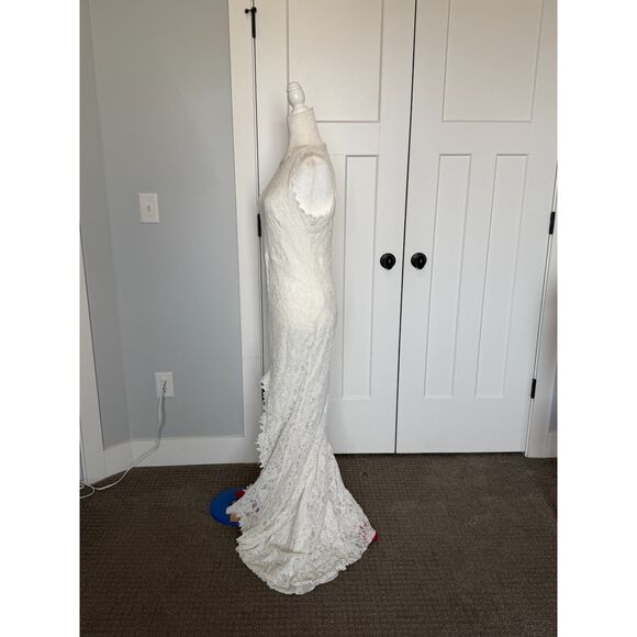 Brand Unknown White Lace Dress with Train, Wedding Party dress, Sizee 4-6? - Picture 3 of 14